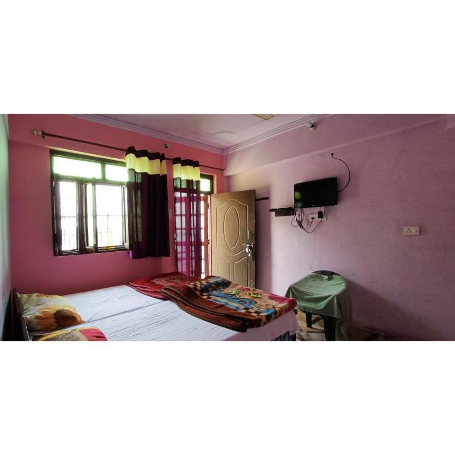 Astha Guest House Gopeshwar Exteriér fotografie