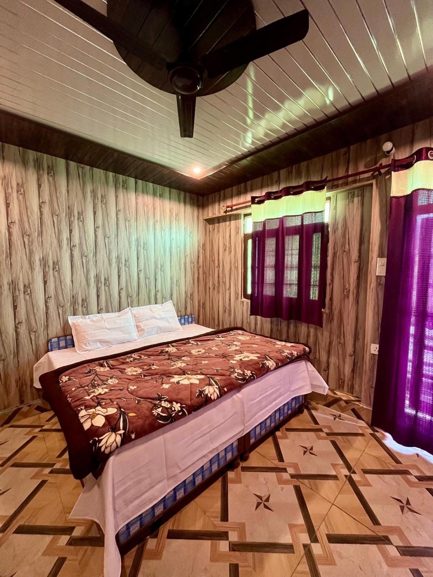 Astha Guest House Gopeshwar Exteriér fotografie