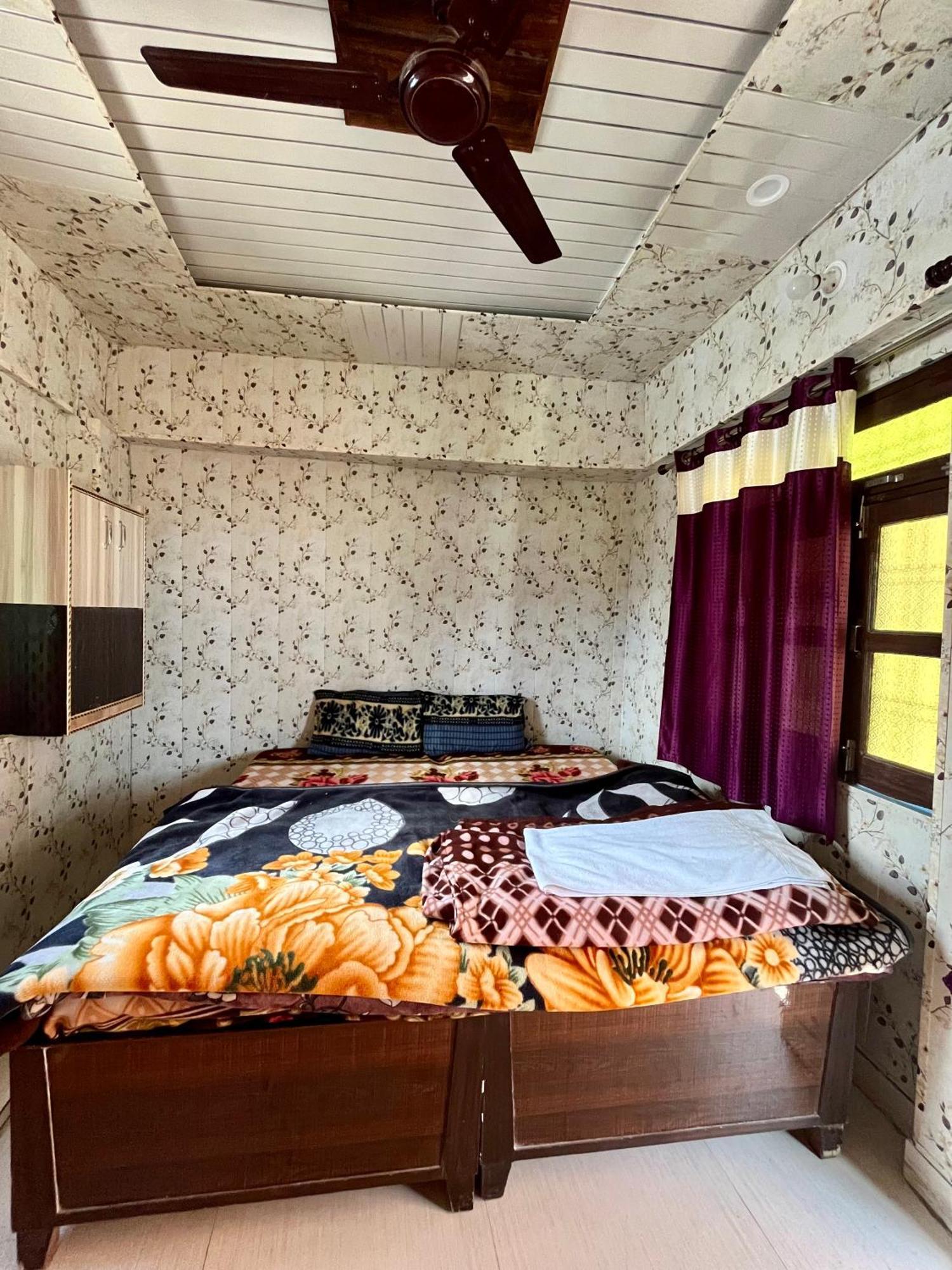 Astha Guest House Gopeshwar Exteriér fotografie