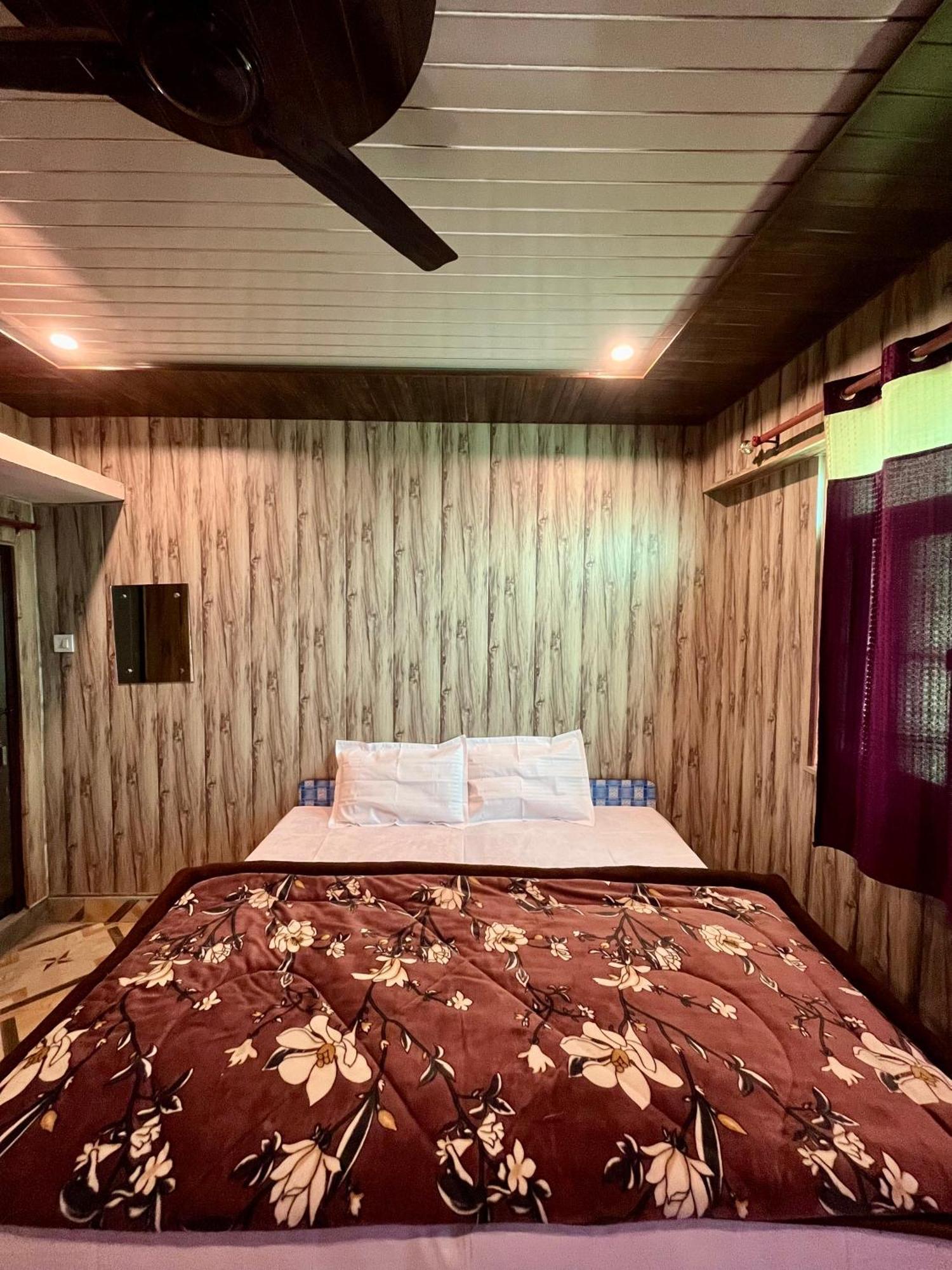 Astha Guest House Gopeshwar Exteriér fotografie